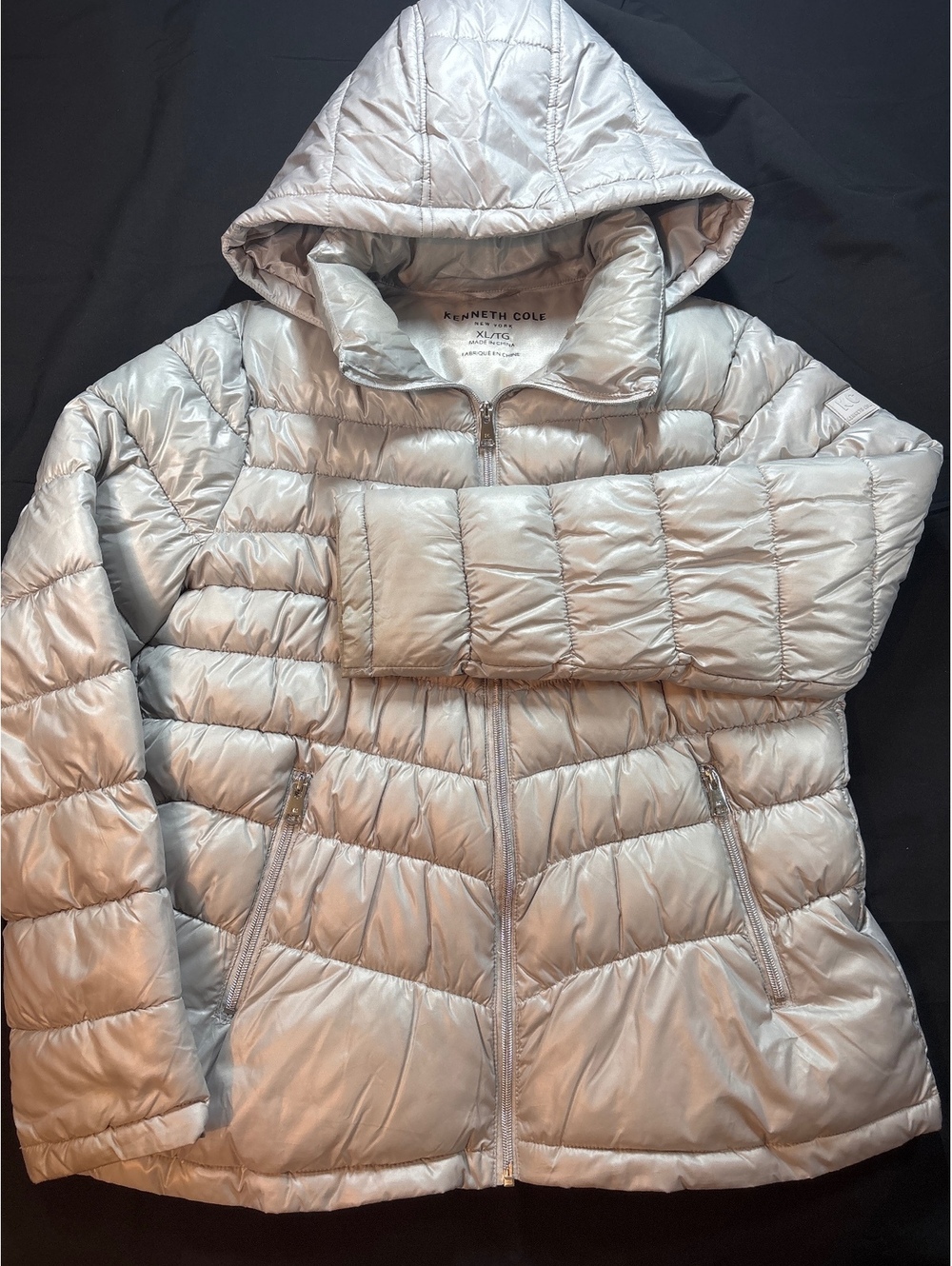 Kenneth Cole New York Women’s XL Silver Metallic Hooded Puffer Jacket NWOT